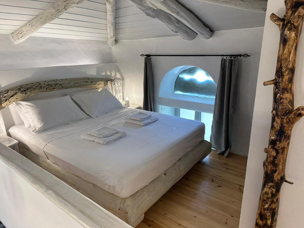 Richie'S Sea View Romantic Residences Ipsila Екстер'єр фото
